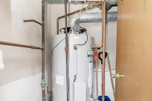 702 Oak St N, Fargo, ND 58102 - Photo 31