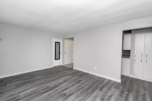 702 Oak St N, Fargo, ND 58102 - Photo 17