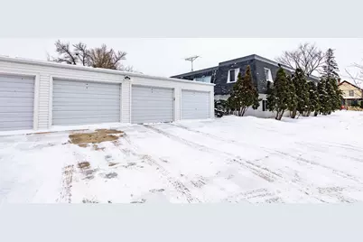 702 Oak Street N #A, Fargo, ND 58102 - Photo 33