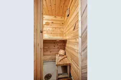 241 Russell Avenue S, Minneapolis, MN 55405 - Photo 21