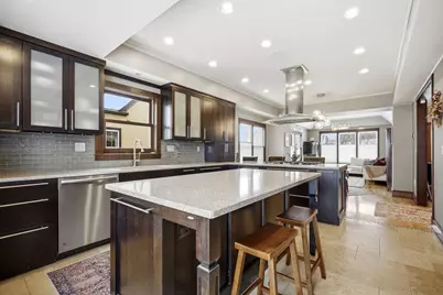 241 Russell Avenue S, Minneapolis, MN 55405 - Photo 13