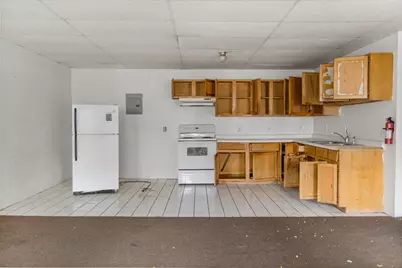 301 Central, Faribault, MN 55021 - Photo 45