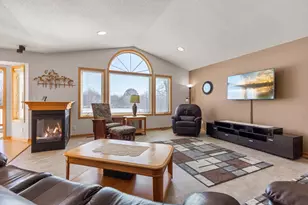 8755 Coral Sea Ct NE, Blaine, MN 55449 - Photo 11