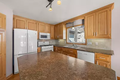 8755 Coral Sea Court NE, Blaine, MN 55449 - Photo 25