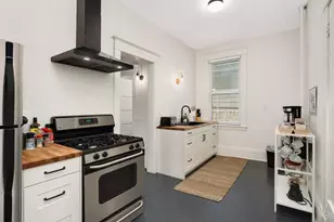 681 Dayton Ave, Saint Paul, MN 55104 - Photo 13