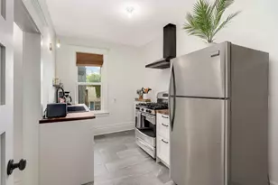 681 Dayton Ave, Saint Paul, MN 55104 - Photo 33