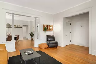 681 Dayton Ave, Saint Paul, MN 55104 - Photo 9