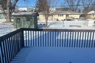 1415 Burke Ave W, Roseville, MN 55113 - Photo 9