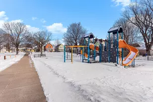 892 Cook Ave E, Saint Paul, MN 55106 - Photo 41