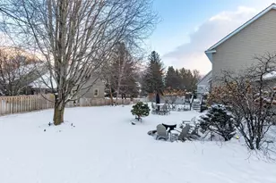 5001 Kelsey Terrace, Edina, MN 55436 - Photo 7