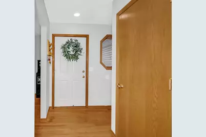 4609 Heather Way N, Oakdale, MN 55128 - Photo 3