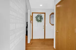 4609 Heather Way N, Oakdale, MN 55128 - Photo 3