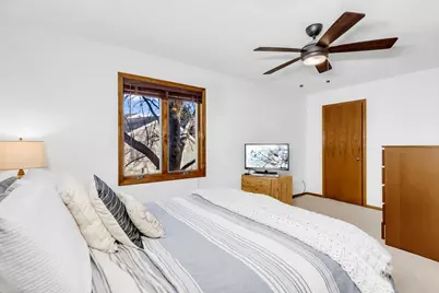 4609 Heather Way N, Oakdale, MN 55128 - Photo 13