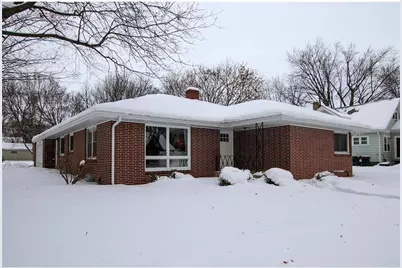 353 1st Street, Gaylord, MN 55334 - Photo 1