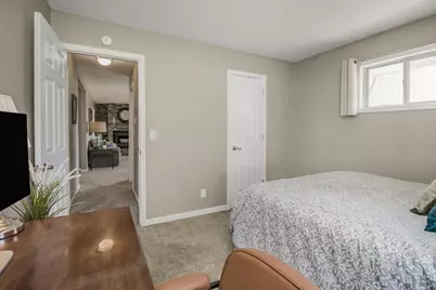 10025 Columbus Avenue S, Bloomington, MN 55420 - Photo 25