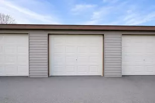 210 Sargent Dr, Red Wing, MN 55066 - Photo 9