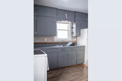 305 E 7th Street, Morris, MN 56267 - Photo 9