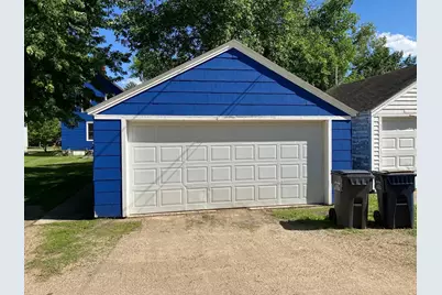 305 E 7th Street, Morris, MN 56267 - Photo 39