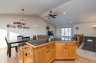 228 Grovebrook Circle, Mankato, MN 56001 - Photo 15