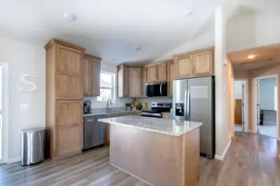 200 9th Ave Ct NW, Lonsdale, MN 55046 - Photo 3