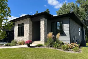 620 Greenvale Ave, Northfield, MN 55057 - Photo 1