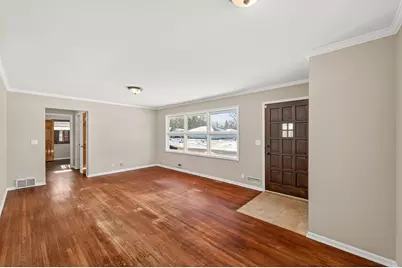 6330 Perry Avenue N, Brooklyn Center, MN 55429 - Photo 5