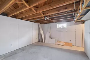 6330 Perry Ave N, Brooklyn Center, MN 55429 - Photo 31