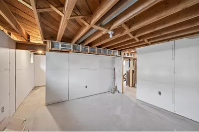 6330 Perry Avenue N, Brooklyn Center, MN 55429 - Photo 35