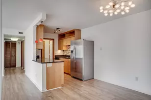 1225 Lasalle Ave, Minneapolis, MN 55403 - Photo 9