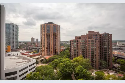 1225 Lasalle Avenue #1704, Minneapolis, MN 55403 - Photo 33