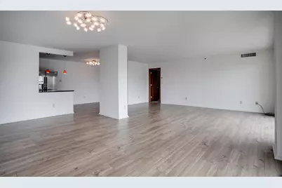 1225 Lasalle Avenue #1704, Minneapolis, MN 55403 - Photo 5