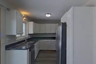 2931 Woodbridge St, Roseville, MN 55113 - Photo 7