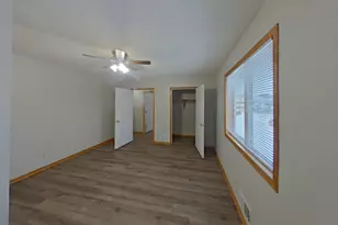 2144 Sherwood Ave, Saint Paul, MN 55119 - Photo 9