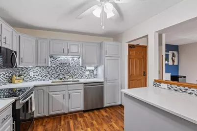 4465 Trenton Lane N #301, Plymouth, MN 55442 - Photo 13