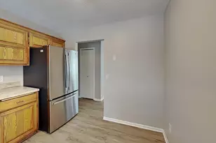 8301 Thomas Ave N, Brooklyn Park, MN 55444 - Photo 3