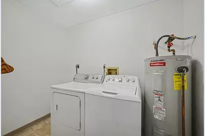 1561 Wheelock Lane #101, Saint Paul, MN 55117 - Photo 7