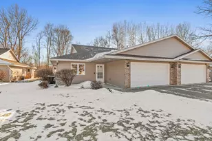 719 Victoria Ct, Stillwater, MN 55082 - Photo 1