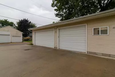 541 Nicollet Avenue, North Mankato, MN 56003 - Photo 43