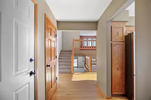 13475 Glenhurst Ave, Savage, MN 55378 - Photo 5