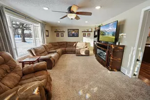 21276 Co Rd 7, Saint Augusta, MN 56301 - Photo 7