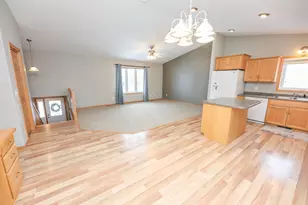 1120 Madisson St, Alexandria, MN 56308 - Photo 15