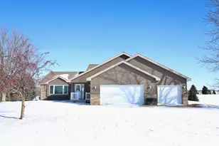 39534 Primrose Ct, Sauk Centre Township, MN 56378 - Photo 3