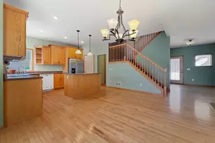 969 Kelly St, Lino Lakes, MN 55014 - Photo 7