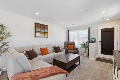 10546 Weston Way N, Maple Grove, MN 55369 - Photo 5