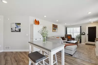 10546 Weston Way N, Maple Grove, MN 55369 - Photo 9