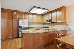 2684 Lake Ct Dr, Mounds View, MN 55112 - Photo 11