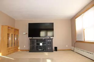 440 6th St, Lafayette, MN 56054 - Photo 9