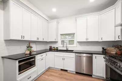 1836 Marshall Avenue, Saint Paul, MN 55104 - Photo 7