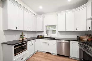 1836 Marshall Ave, Saint Paul, MN 55104 - Photo 7