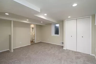10212 Xerxes Avenue S, Bloomington, MN 55431 - Photo 21